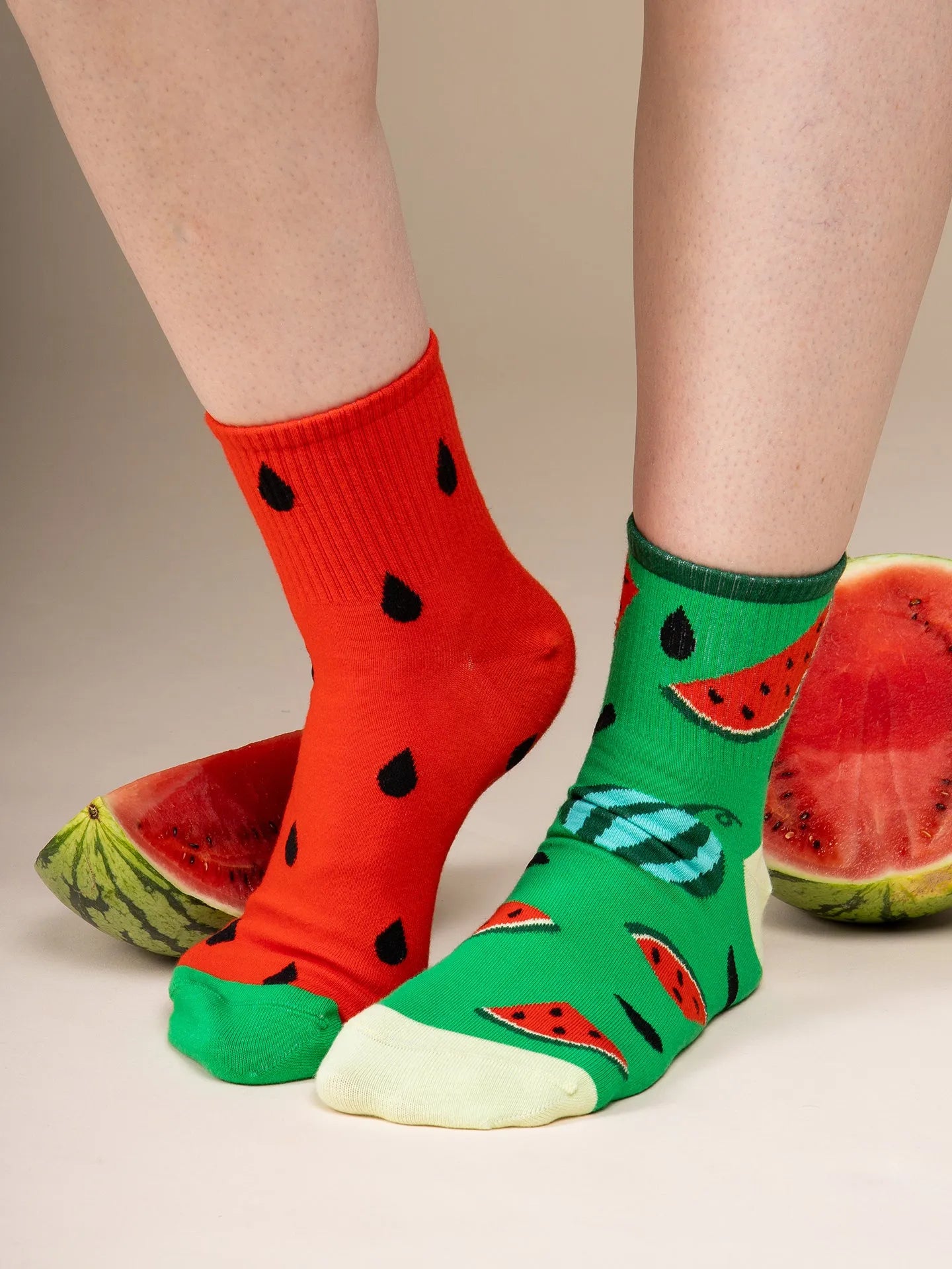 crew-socks-watermelon-season-02-96/96a448560e8179698fb57013eb8426f5dca0c561