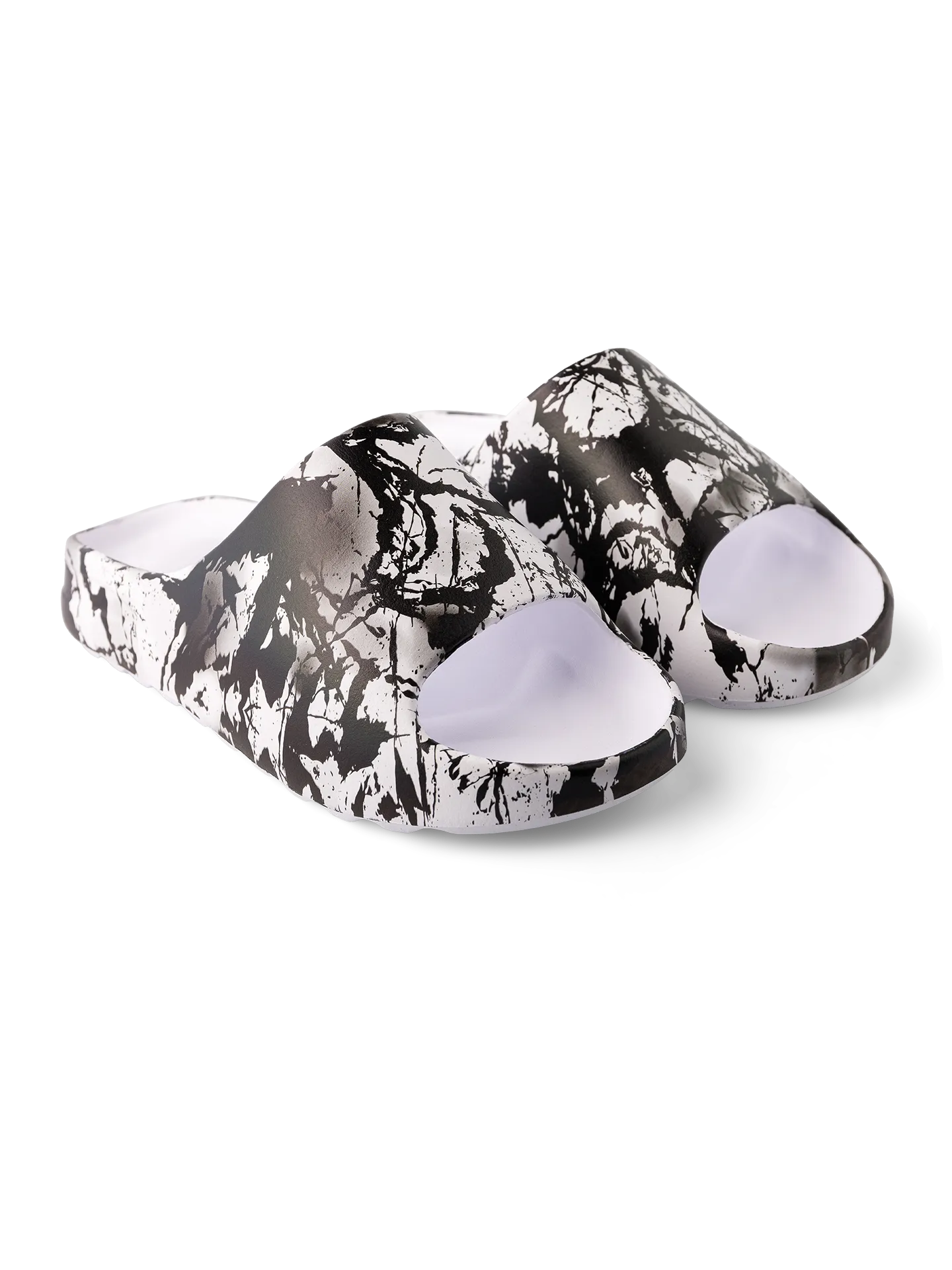 chunky-slides-black-white-stains-f1/f1410e965c3cf0f1121473945af59eb7afc90c6f