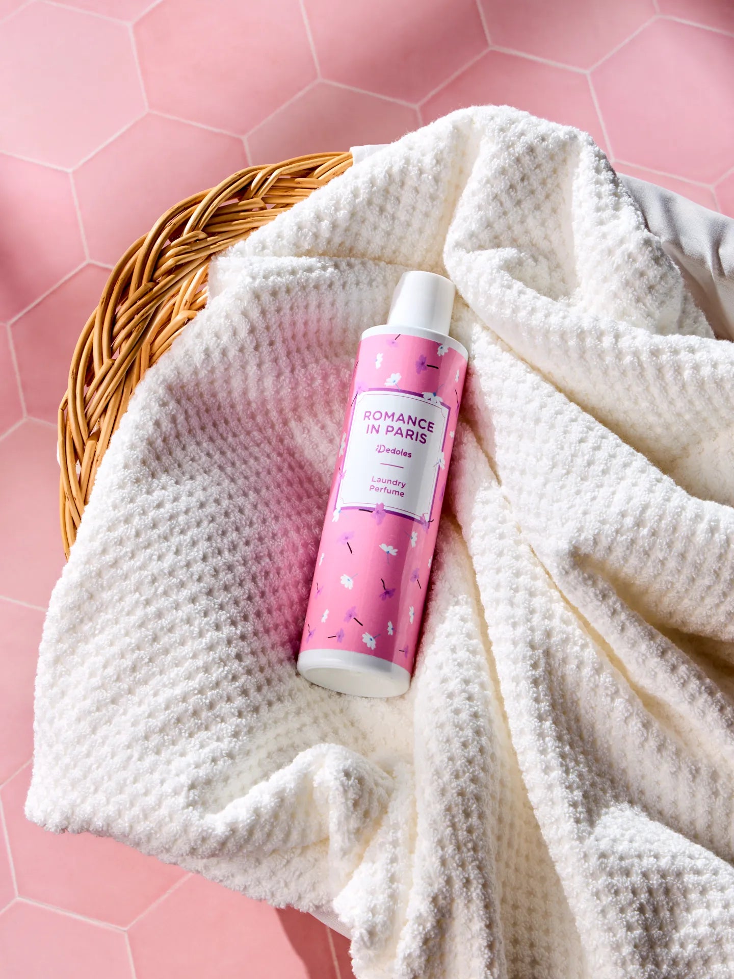 laundry-perfume-romance-in-paris-250ml-67/67ab1e1d816e350c03d53d62cf622ea8a8a14c9c