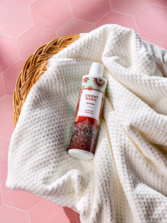 laundry-perfume-orient-magic-250ml-9d/9de35a0f009ba463a9f1da21e01b9e8f57a5a3a2