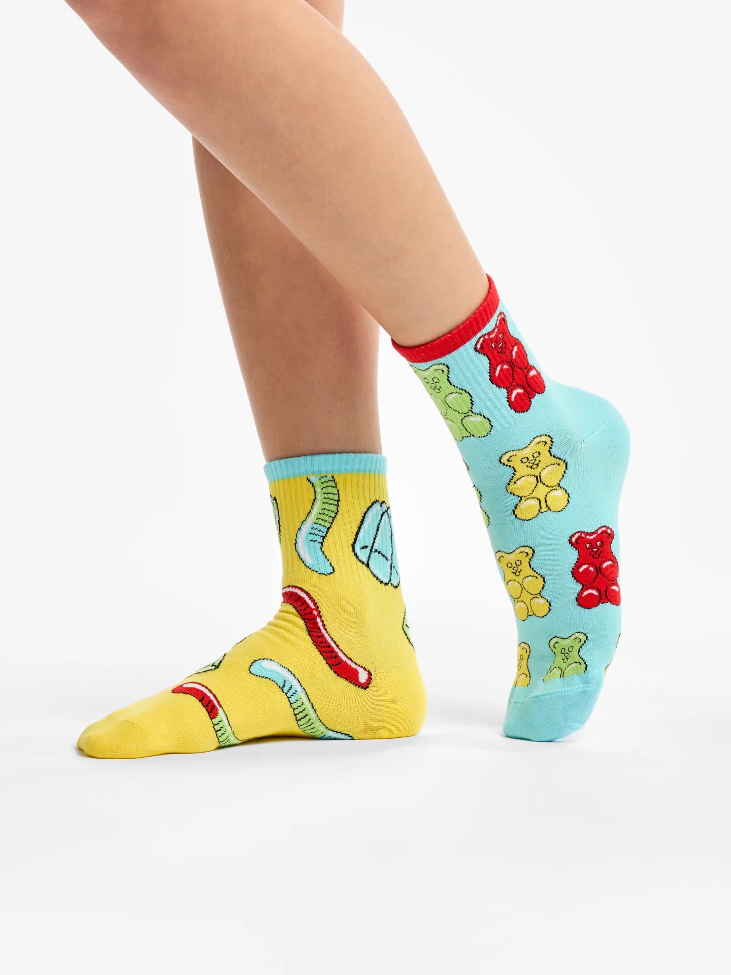 crew-socks-gummy-bears-02-3f/3f3b741834181e1bd13555d317b93af0bf32e328