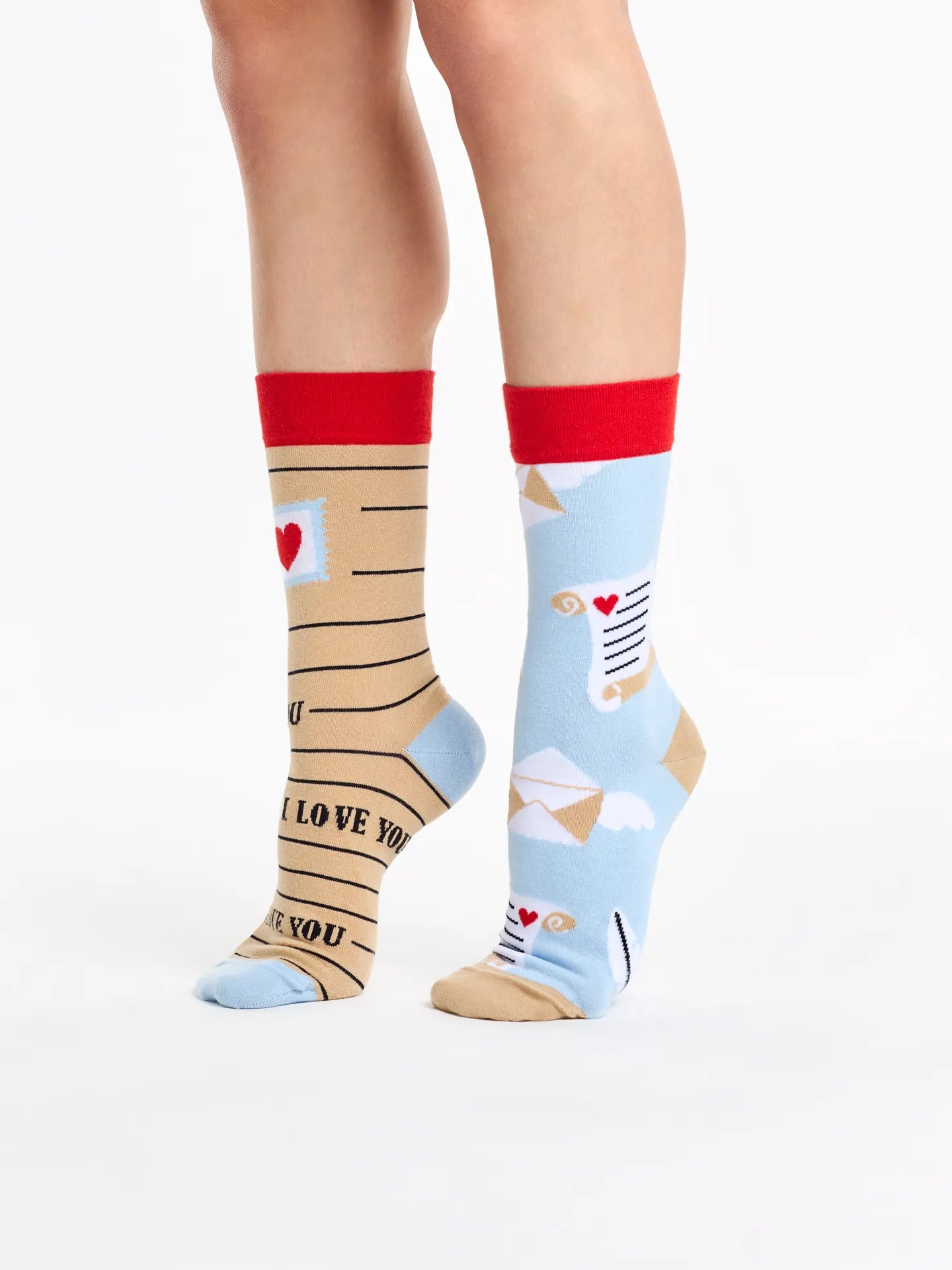 regular-socks-love-mail-5d/5d89c1e85eeb06228dac63761b55d31d7460b138