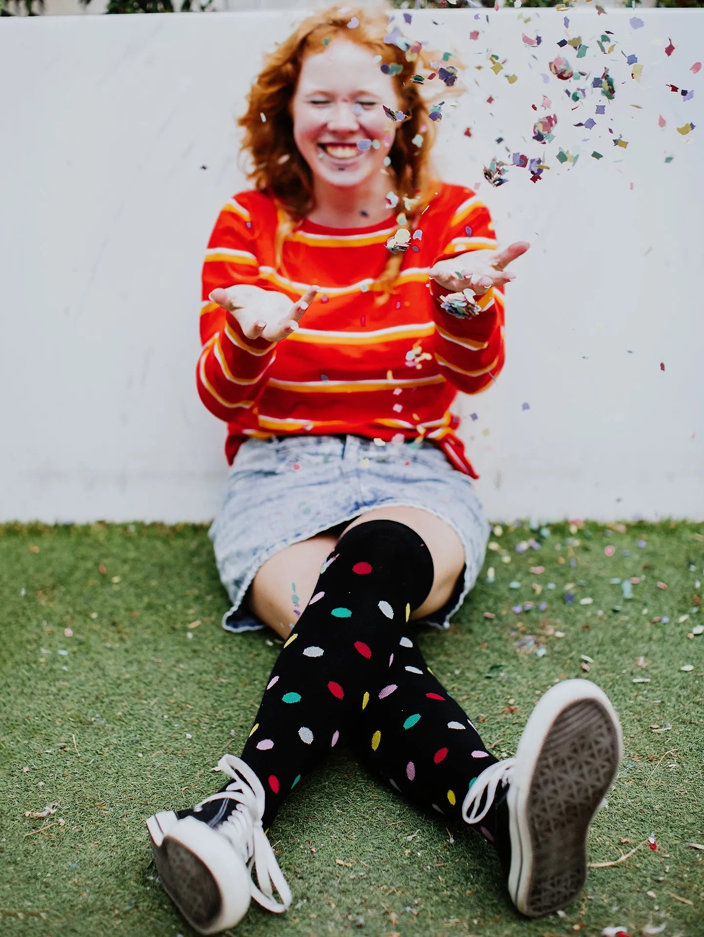 over-the-knee-socks-dots-all-over-66/664986a9f73a5ffb758cc2031be89fd5c8dbcd42