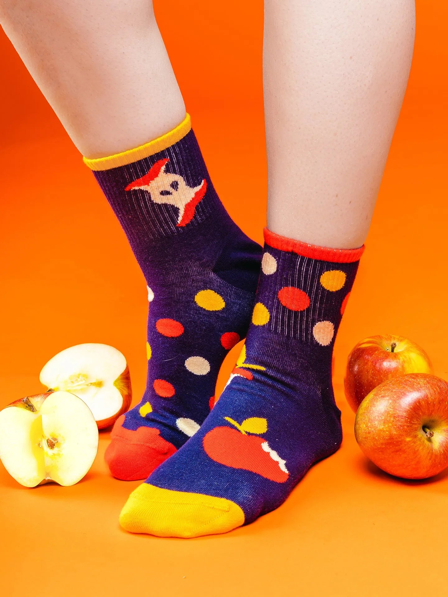 crew-socks-happy-worm-02-71/718be19bdd9244e17b028062ff08b748995383d1