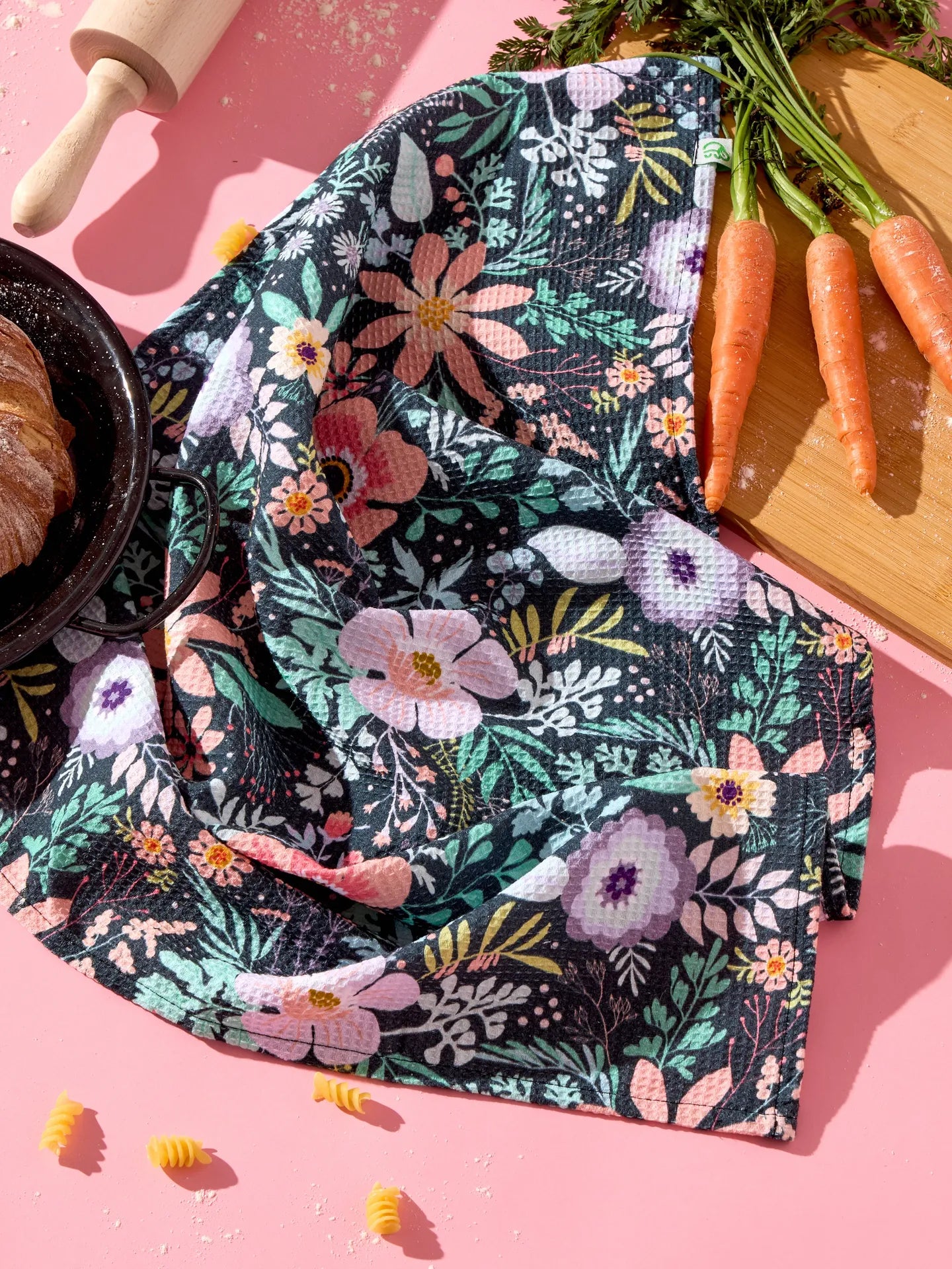 kitchen-towel-blooming-meadow-03/03897d7e2dc6abd99d422b547239c6c4e27cecb2