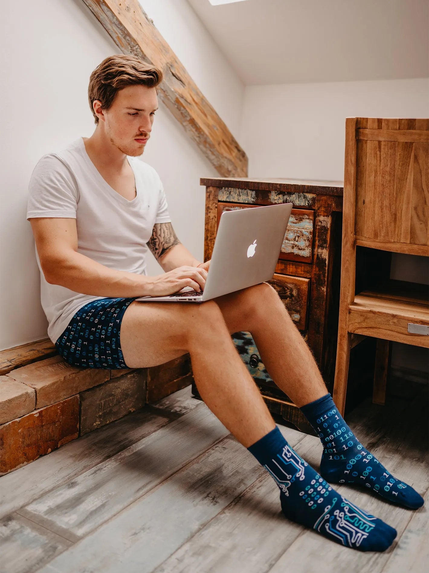 regular-socks-it-02-b0/b0c0a0b8da960df6a13d285aabaf554f0eaece9c