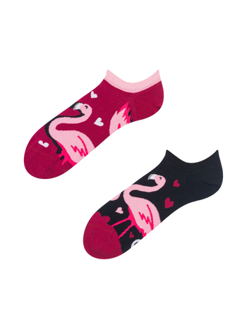 Lustige Sneakersocken Flamingos und Herzen