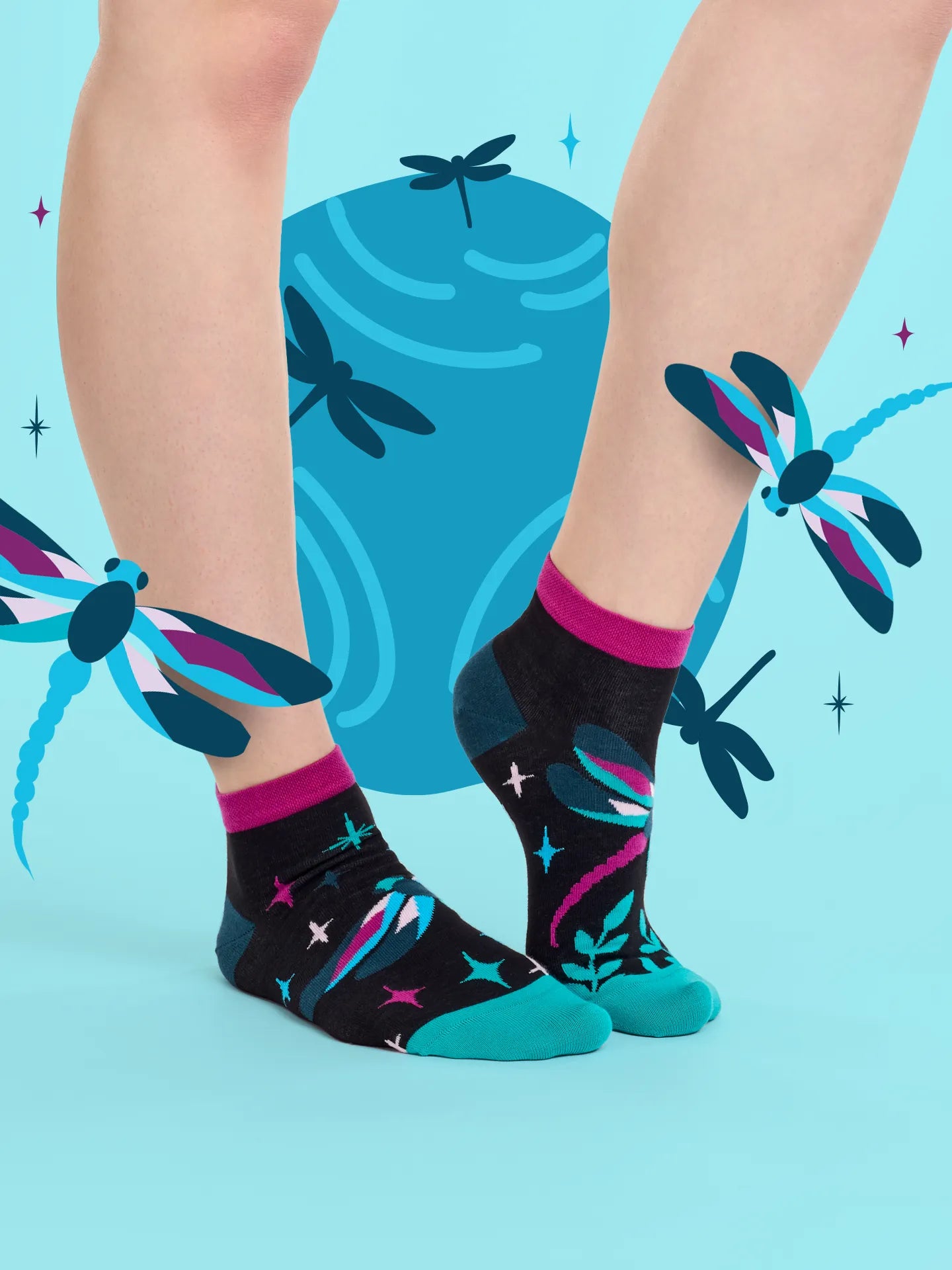 ankle-socks-dragonflies-at-night-02-46/46e9f99cb1edab542b83f4593d3807e9e85c309c