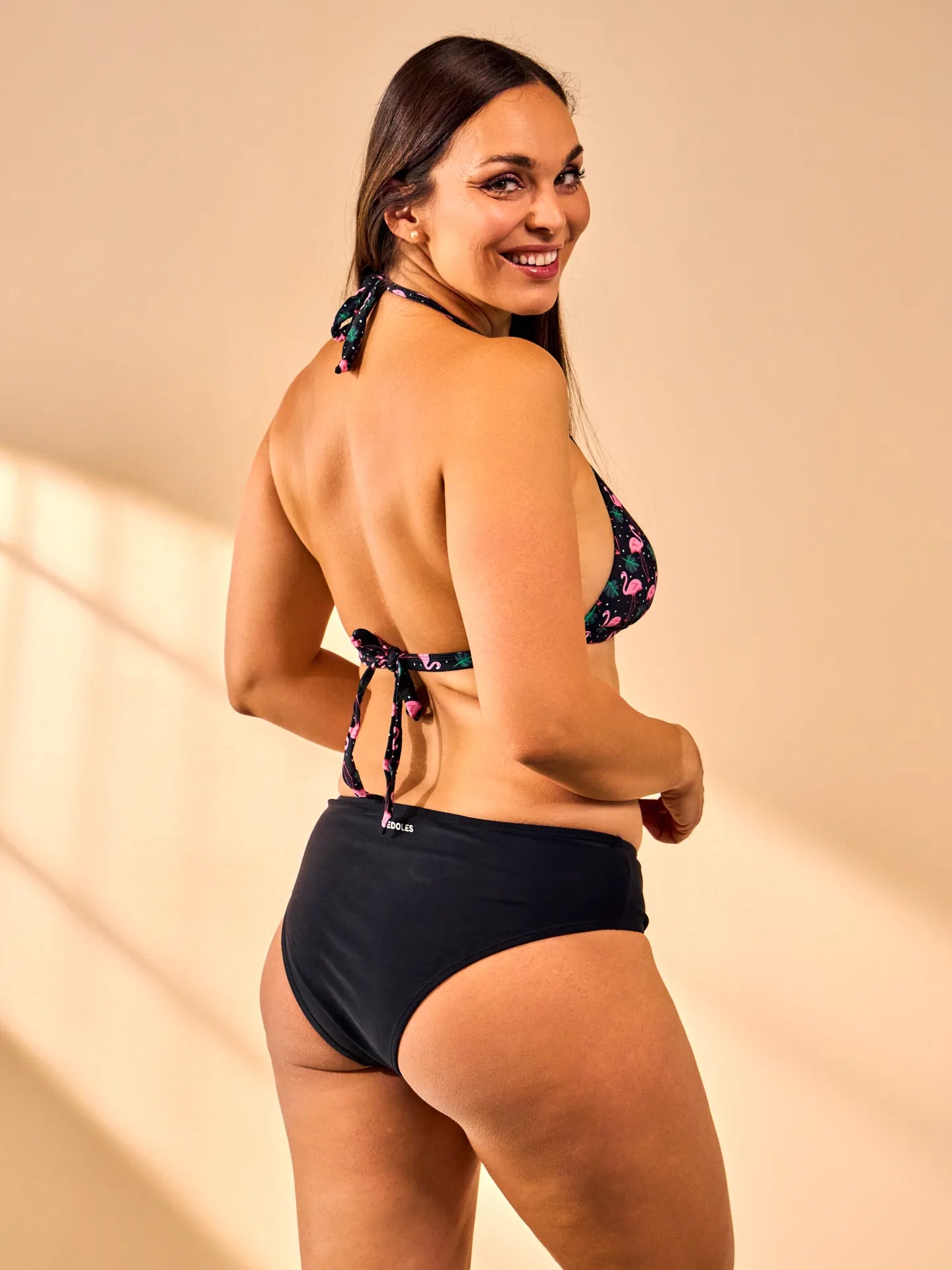 triangle-bikini-top-flamingos-leaves-e8/e81c889c90f96a5614a9cd37f78876dd7cafe085