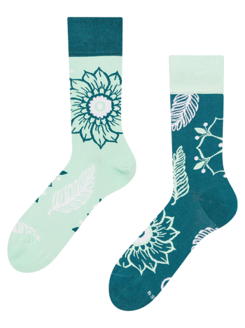 Lustige Socken Mandala und Blätter