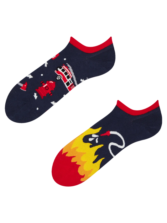 sneaker-socks-firefighter-07/07b7c910642b23b3f2fa022b0f1bc69100b9a2ef