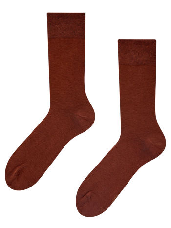 Haselnussbraune hohe Socken