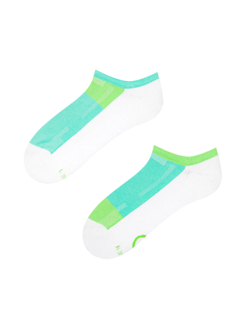 Grüne und minzgrüne funktionelle Sneakersocken
