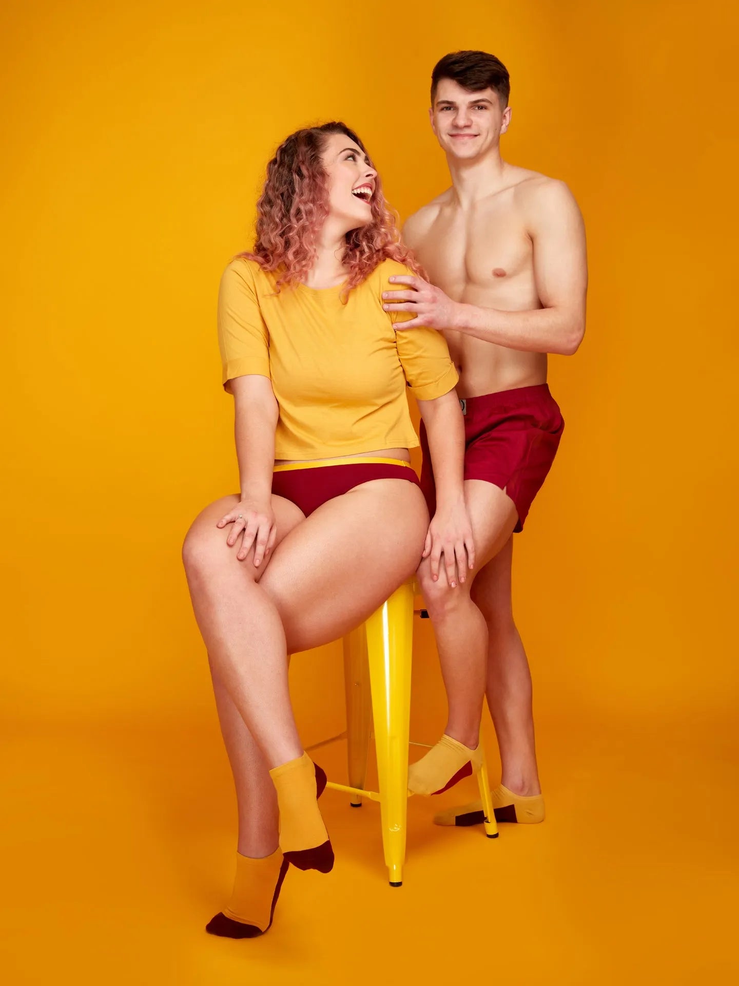 mustard-yellow-ankle-socks-footprint-24/24a374f32022786b7e17940af3a68e1251173ca0