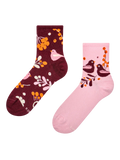Lustige Crewsocken Vögel und Beeren