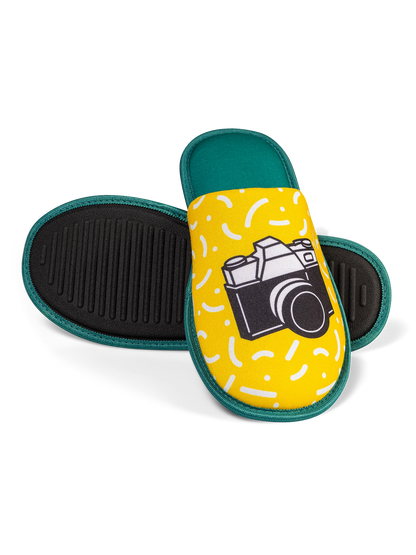 slippers-camera-c8/c8af110ff9a961536712c5b8afa78227d5f89bc7