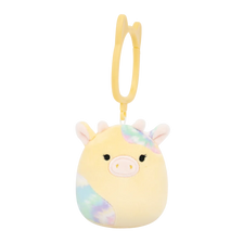 Squishmallows Schlüsselanhänger Rina die Kuh mit Tie-Dye-Flecken, 9 cm