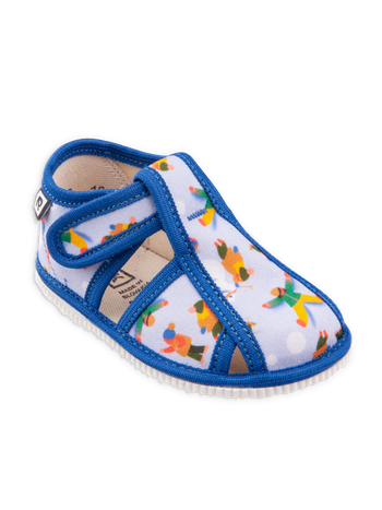 Geschlossene Hausschuhe für Kinder Winter mit einem Schneemann