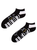 Lustige Knöchelsocken Piano-Katze