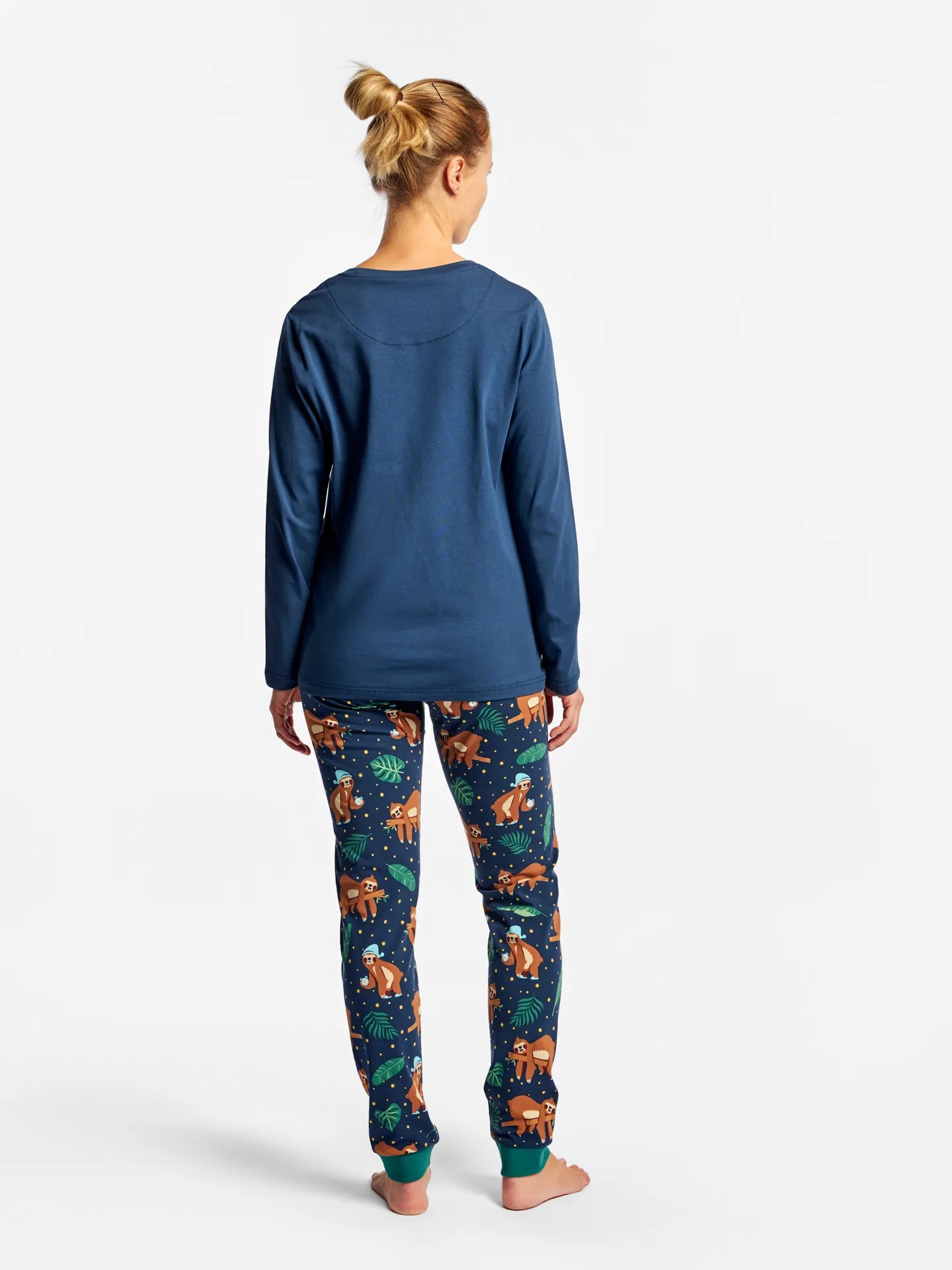 womens-pyjamas-sleepy-sloth-4b/4b01ae4a3fafacf4f862fe8f3d8594bffc09021c