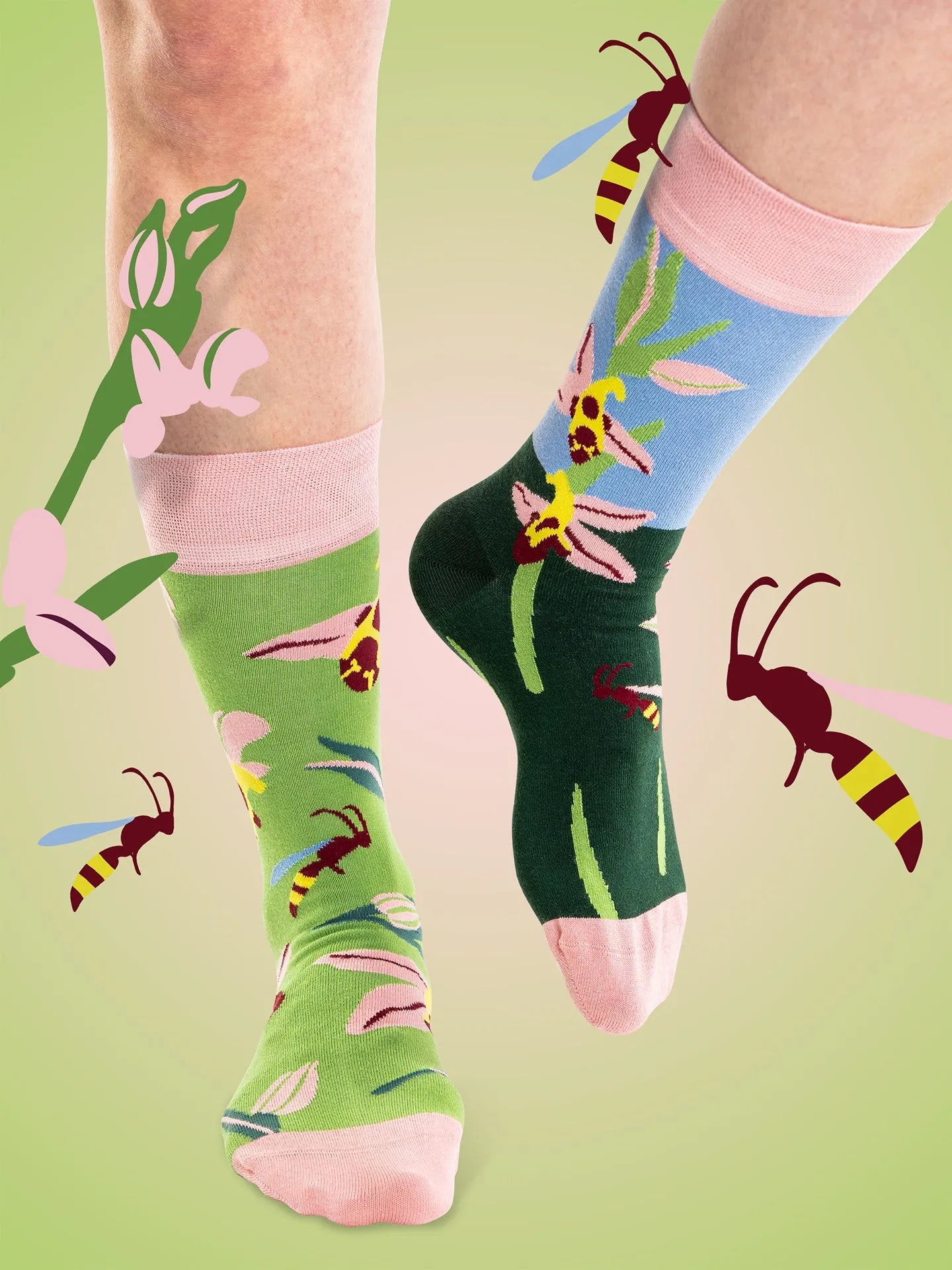 bamboo-regular-socks-fly-orchid-4d/4d0598f6ba6d293f7a88399e82ad5aa5ef805283