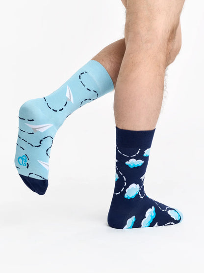 bamboo-regular-socks-paper-planes-clouds-5e/5e2a0e9ff90c30dbe3aec71a5893fad0801810bf