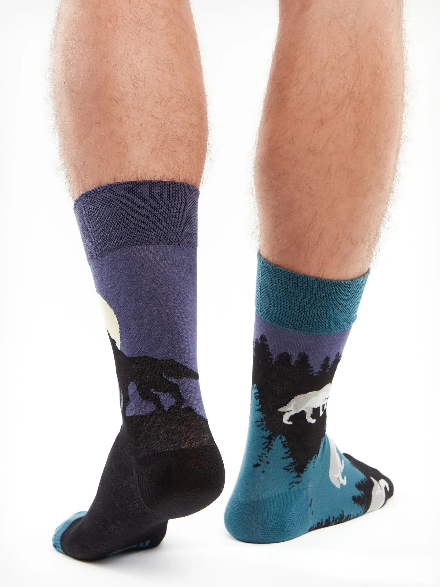 regular-socks-moon-wolf-02-56/56a5e6757561e8f35735ebff3b41a287dac87b1f