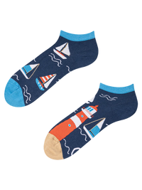 ankle-socks-lighthouse-sailboats-02-46/4645725109934db8c83966fa117c49126e7b2d14