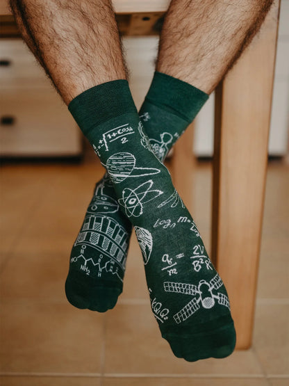 regular-socks-physics-vs-chemistry-be/beb65ba0e514448fb0fadcaec6c93e165ade38d8