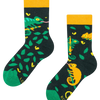 Lustige Kindersocken Chamäleon auf der Jagd