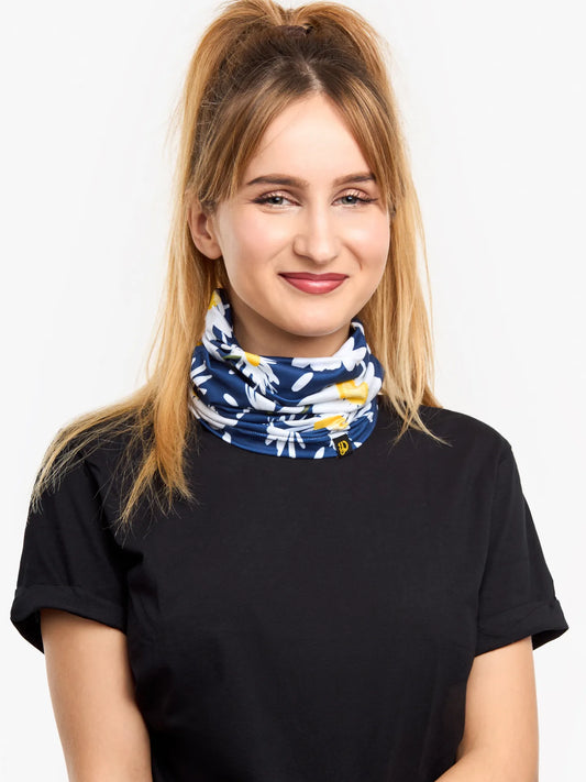 neck-warmer-spring-daisies-9a/9a755d0f1d529e128c7c7292f264b1d813966393