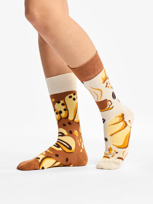 regular-socks-croissant-coffee-02-83/8346c8a996867c9c75f99dcb6a6a3cb7957fa78b