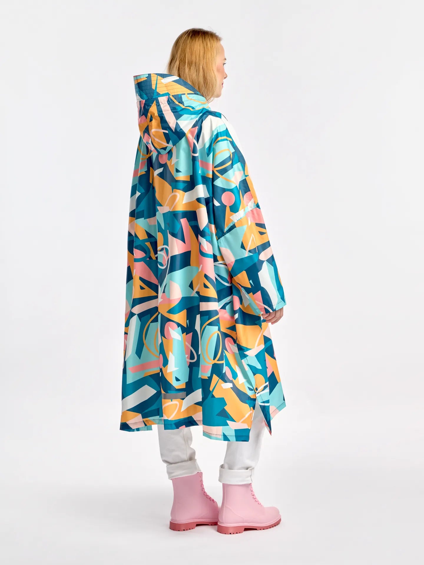 raincoat-colourful-geometry-44/44c5cb5981e588d26f879e653ce5056af64cde47