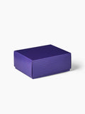 Violett gemusterte Geschenkbox