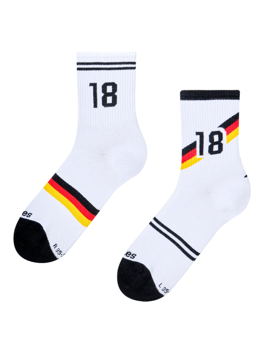 ribbed-mid-calf-socks-german-football-legend-92/929cf392153523fa63c613c43b46407e34442322