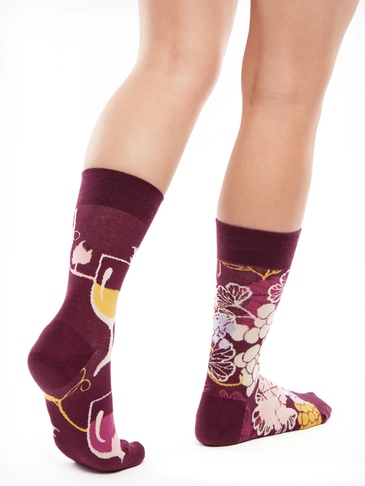regular-socks-red-wine-02-9a/9a82c3101fbe5abd4bc72951a8e1361ea9dab7a7