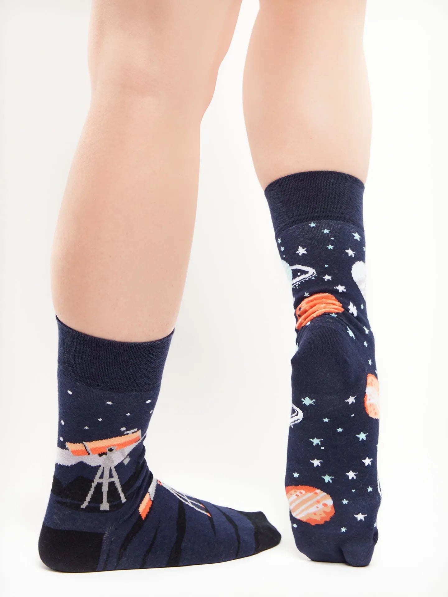 regular-socks-cosmos-9a/9ac9705e16807300bc20f0a112250fad7245bc08