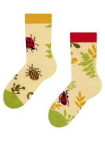Lustige Kindersocken Käfer und Wildblumen
