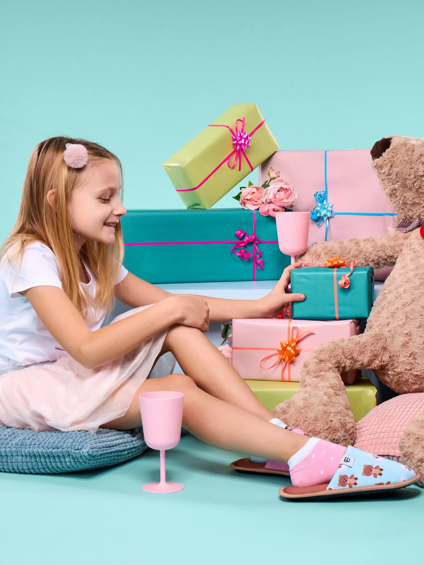 kids-slippers-teddy-bear-a9/a9d8a710e6d808ce4f44469de8ba18fa91618105