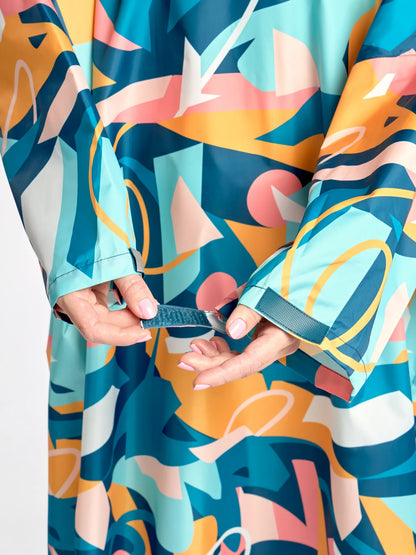 raincoat-colourful-geometry-4d/4da6d1132415e2b6c70af958b485a236b2392834
