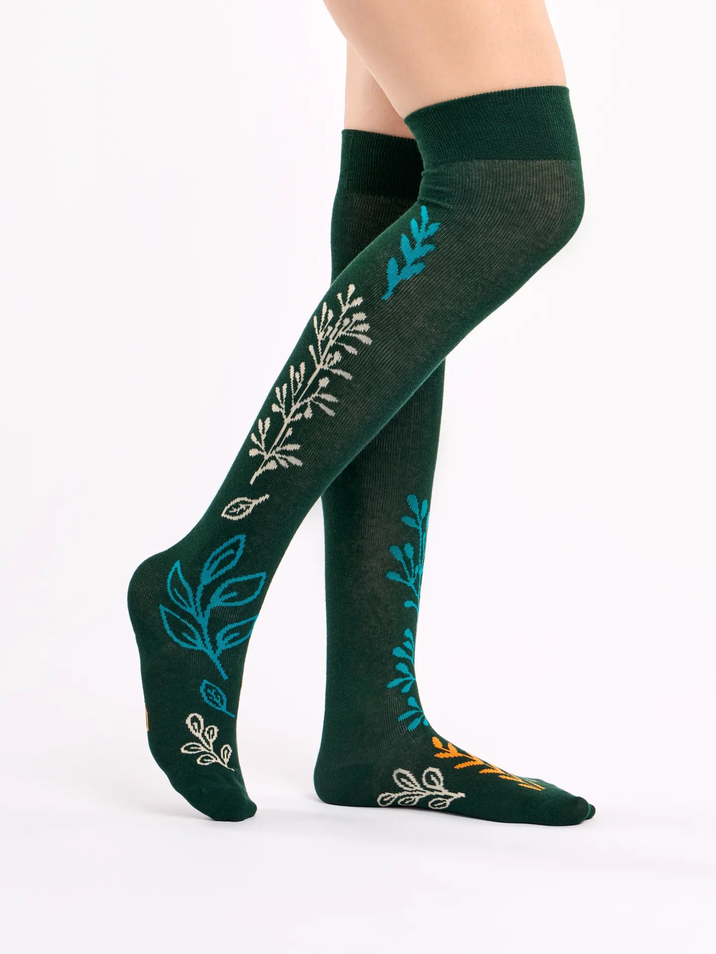 over-the-knee-socks-autumn-leaves-bb/bb81413008aea075b4cabbceb02f38d6f82bc3d9