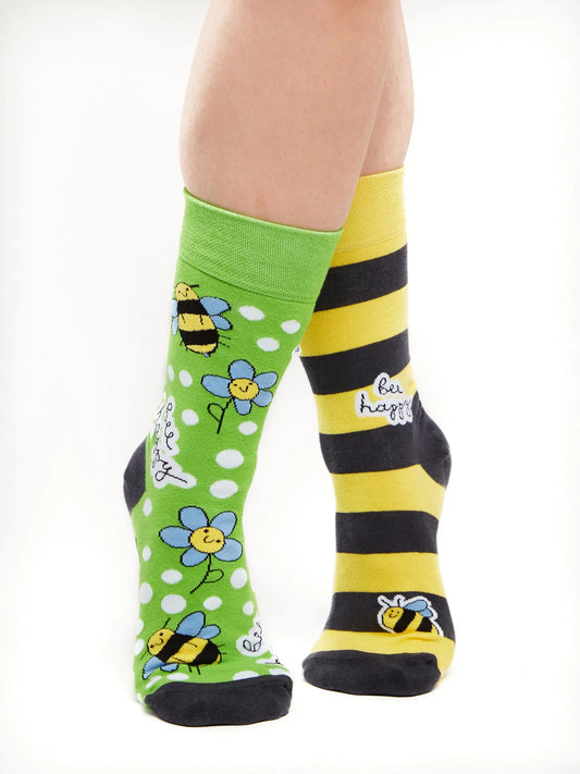 regular-socks-bee-happy-02-8c/8c83f257311ac4471e102183387aa6f5bd7637f3
