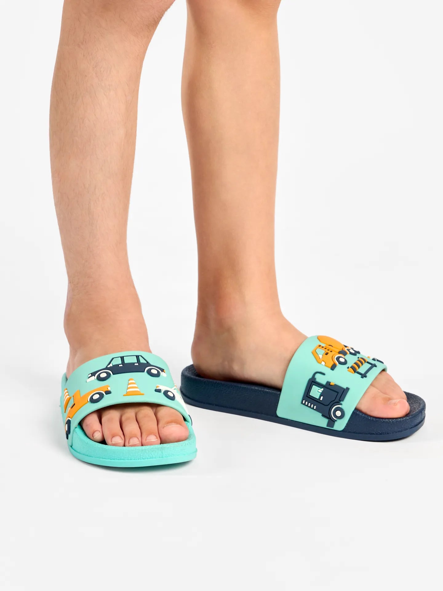 kids-slides-car-traffic-d5/d5b89ada896c52979e4264f186a28339b4a3215b