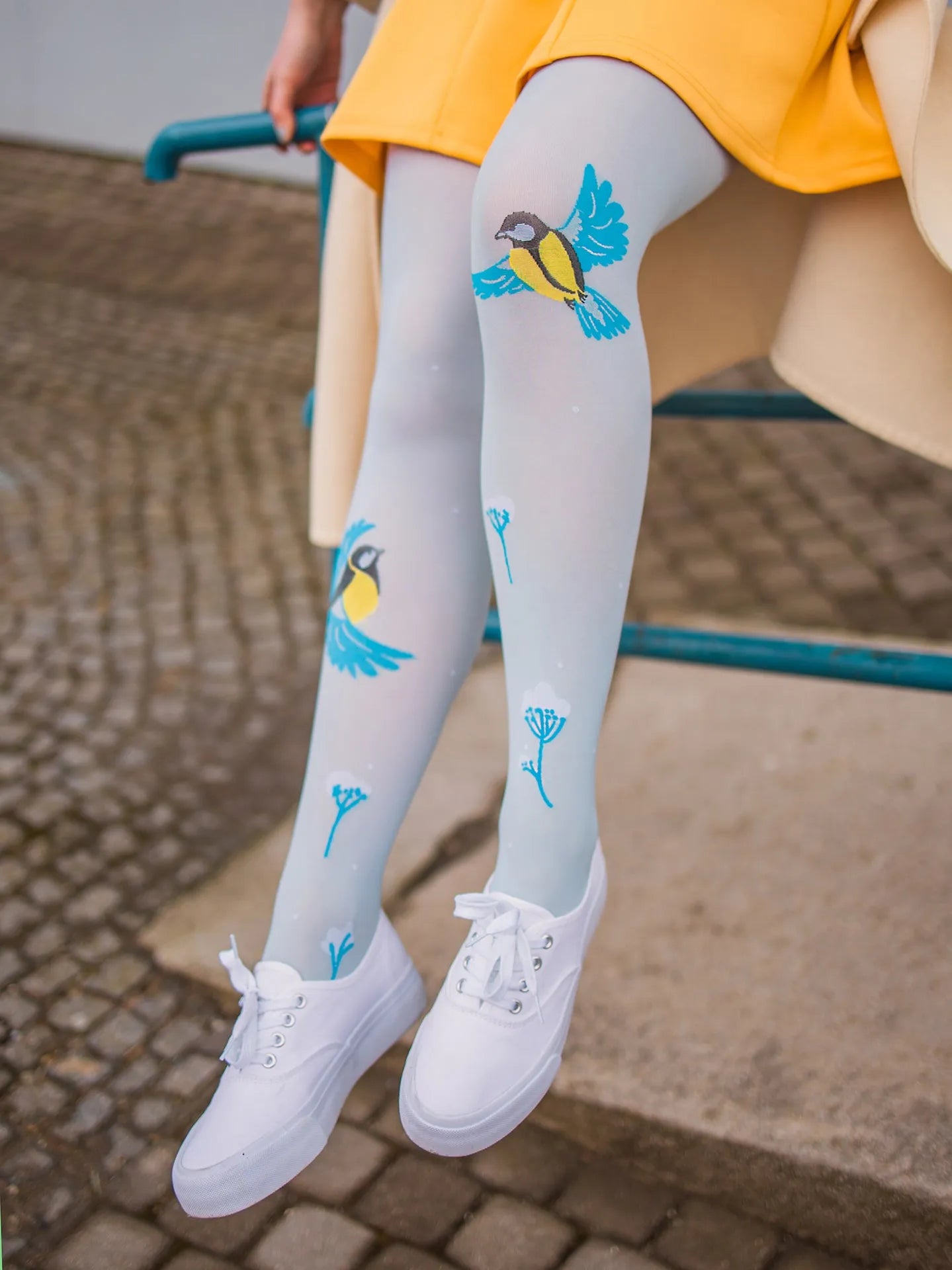 nylon-tights-winter-bird-d8/d835bbd2ecfb30a62a93b10c2fccc278c234c1e4