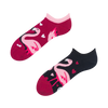 Lustige Sneakersocken Flamingos und Herzen